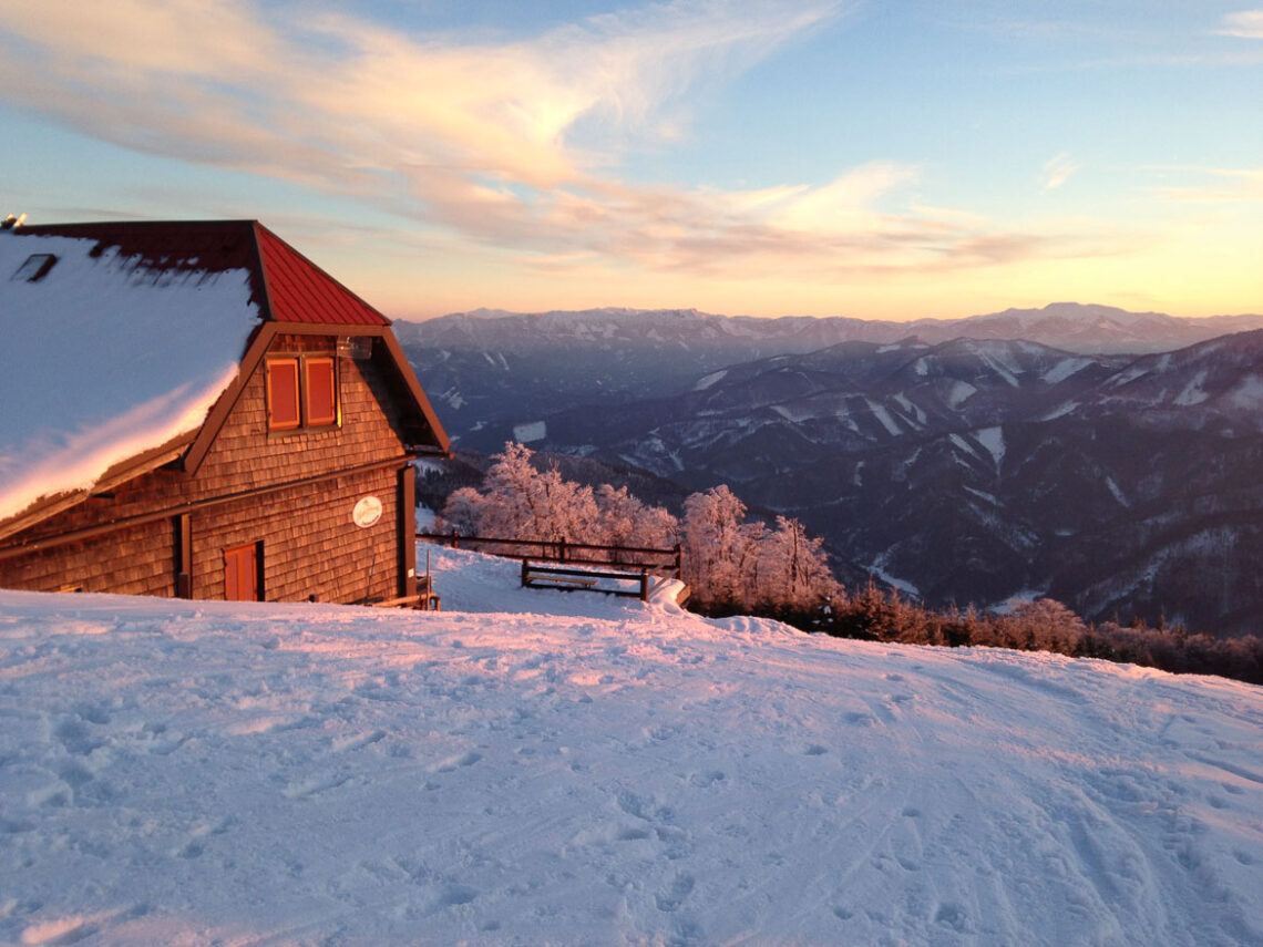 Schutzhütten erhalten Förderung Traisner Hütte