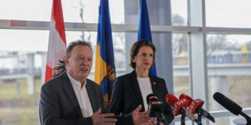 Weninger und Collini bei Pressekonferenz zur Europastunde