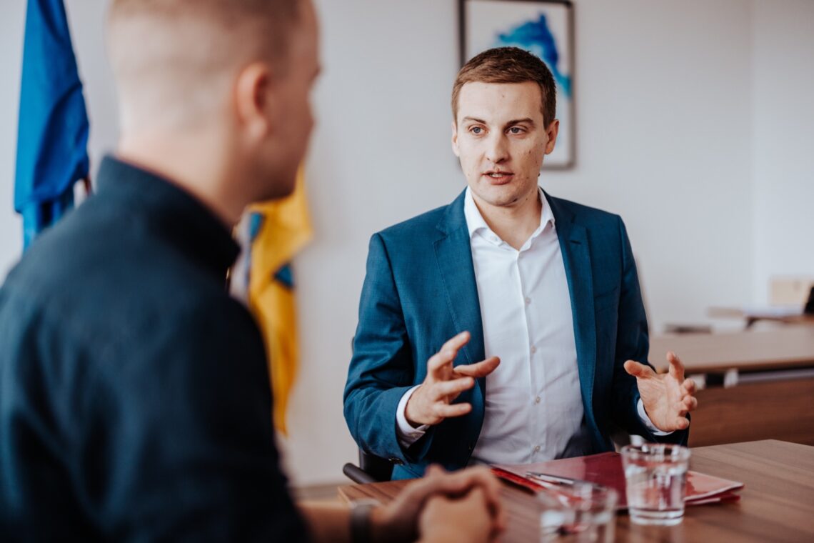 „NÖ-Plan“ soll bestehende Strukturen verändern – Sven Hergovich und Hannes Weninger im Interview