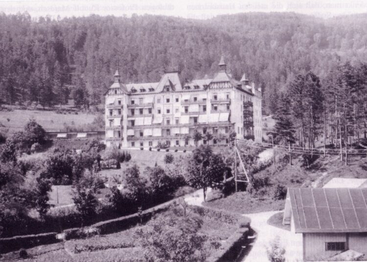 Sanatorium Wienerwald: Wie eine Vorzeige-Klinik zum NS-Entbindungsheim wurde