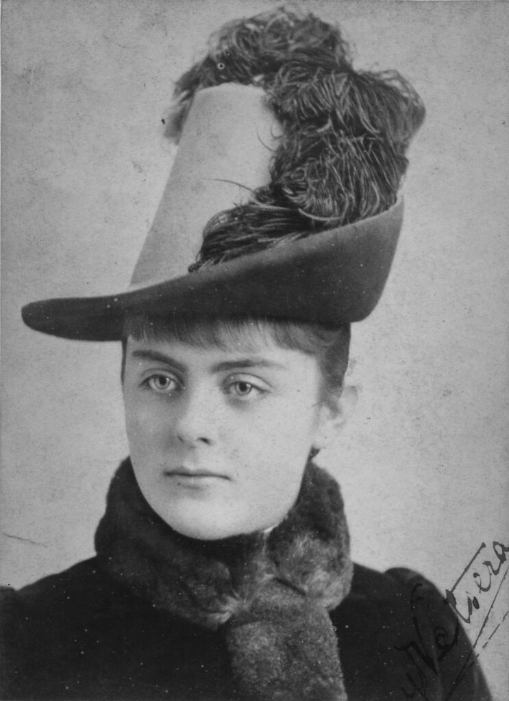 Die 17-jährige Mary Vetsera starb neben Rudolf in Mayerling. Quelle: WikiCommons/ https://commons.wikimedia.org/w/index.php?curid=59033864