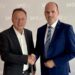 Foto Weninger und Zonscshitz mit Handschlag